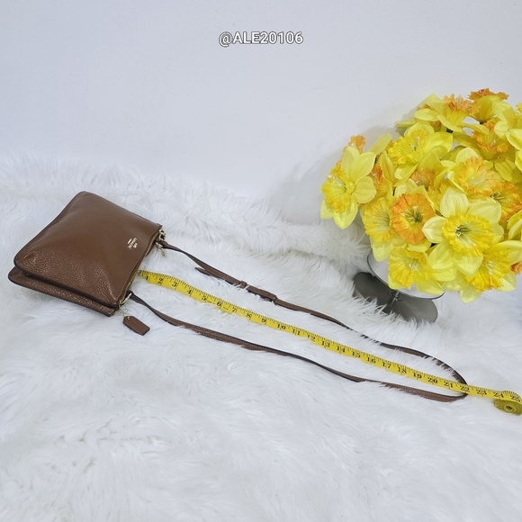 Coach signature brown crossbody with 2 zippers on top. - Picture 5 of 13